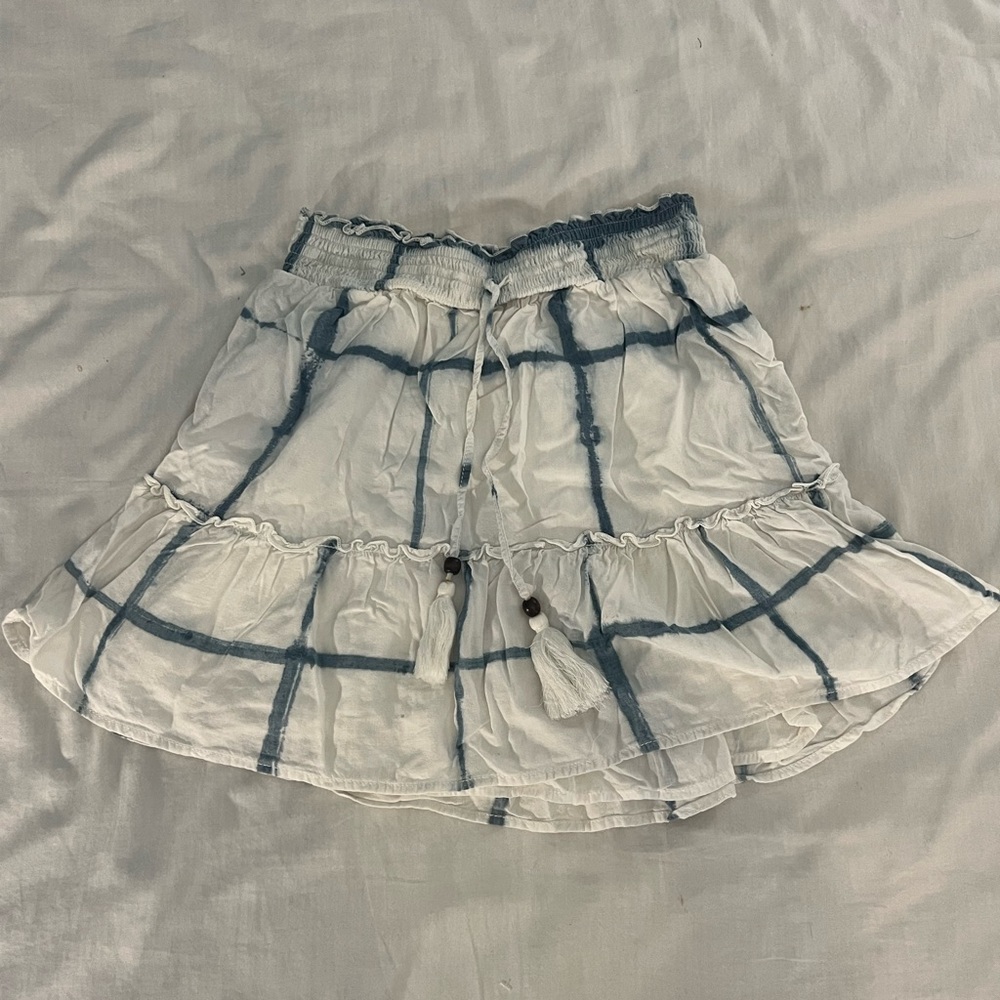blue and white flowey skirt.